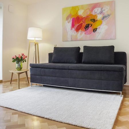 Bright Apartment Любляна Екстериор снимка