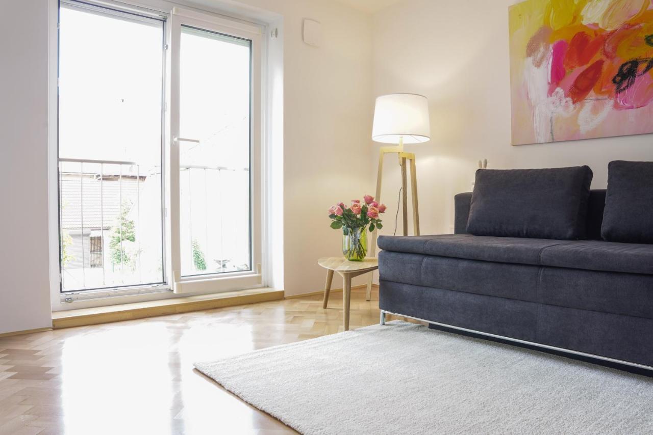 Bright Apartment Любляна Екстериор снимка
